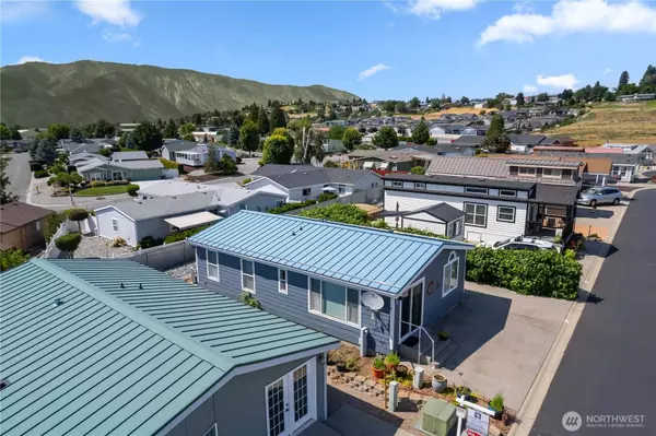 1000 State Route 150 #17, Manson, WA 98831