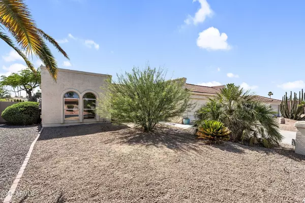25810 S BOXWOOD Drive, Sun Lakes, AZ 85248