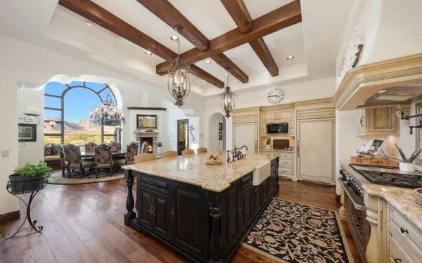 Timeless Luxury in Verrado's Exclusive Granite Ridge Enclave,Ossie Penn