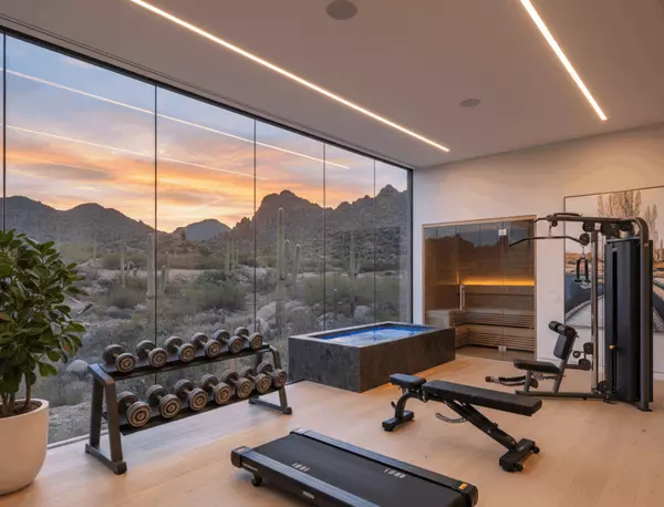 feature image of The Arizona Gold Rush: Unpacking the Trends Driving High-Net-Worth Buyers to the Valley of the Sun