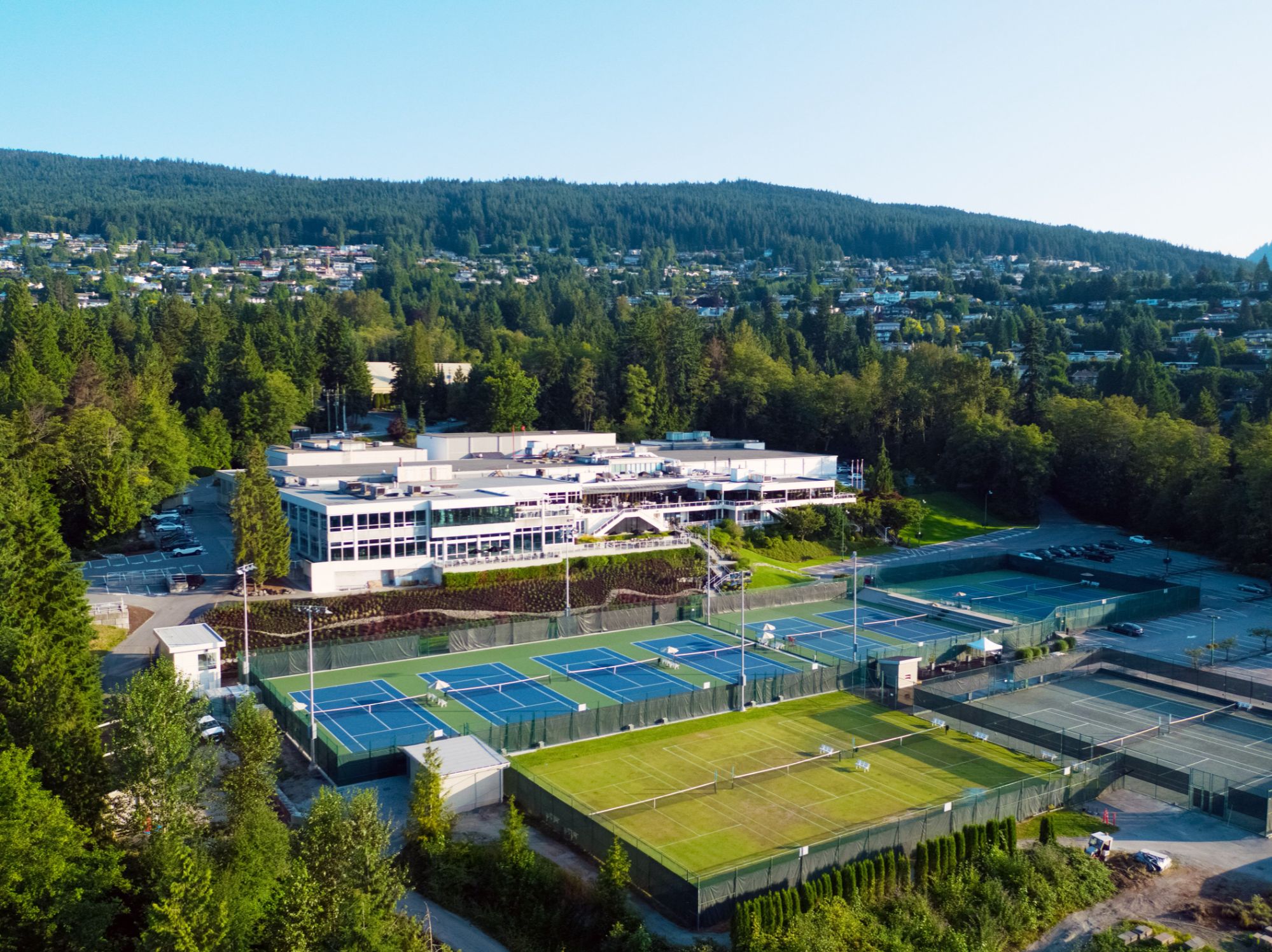 Hollyburn Country Club