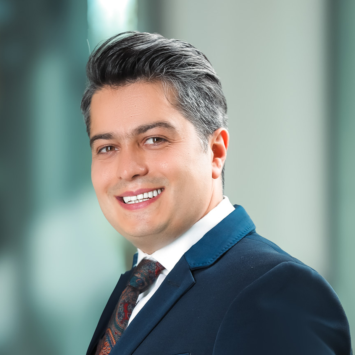 Reza Hamzehali - West Vancouver Luxury Real Estate Specialist
