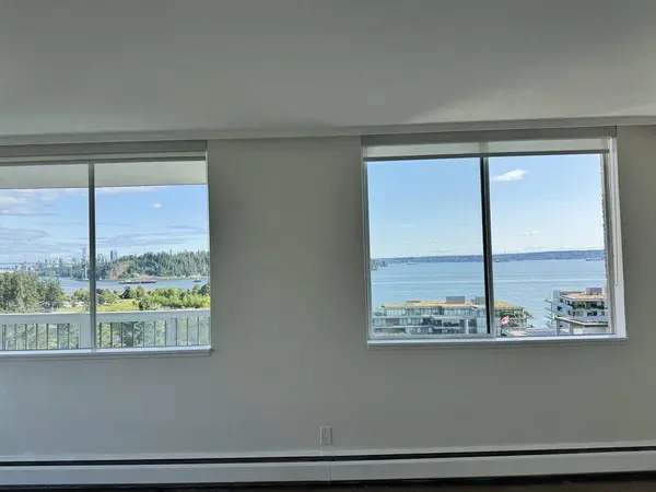 555 13 ST #1101, West Vancouver, BC V7T 2N8