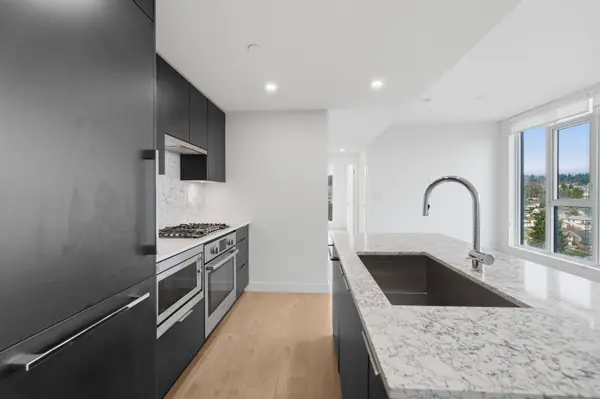 901 Lougheed HWY, Coquitlam, BC V3K 3T3