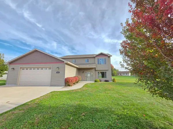105 Taylor CIR