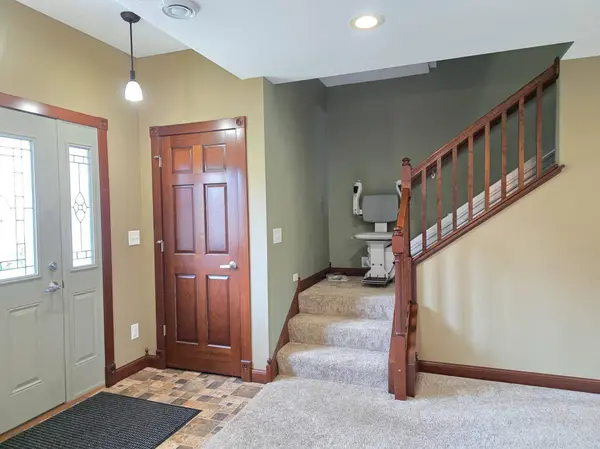 105 Taylor CIR, Le Sueur, MN 56058