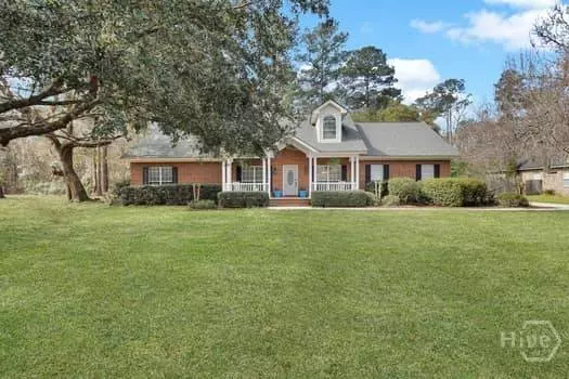 352 Harbour LN, Richmond Hill, GA 31324