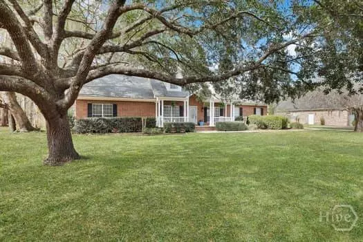 352 Harbour LN, Richmond Hill, GA 31324