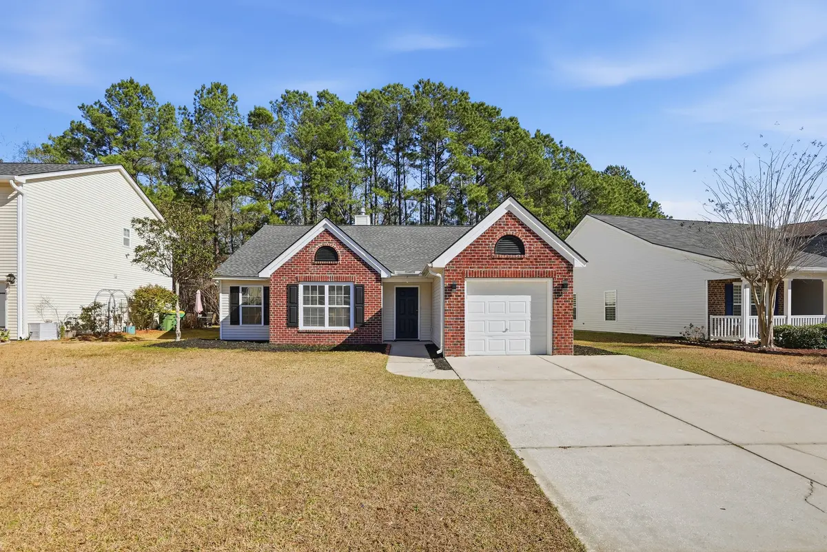 5 Hamilton Grove Dr, Pooler, GA 31322-9630