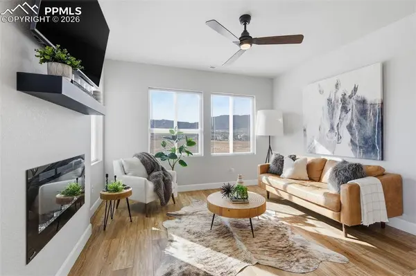 2058 Peak Prairie LN, Monument, CO 80132