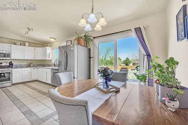 6645 Weeping Willow DR, Colorado Springs, CO 80925