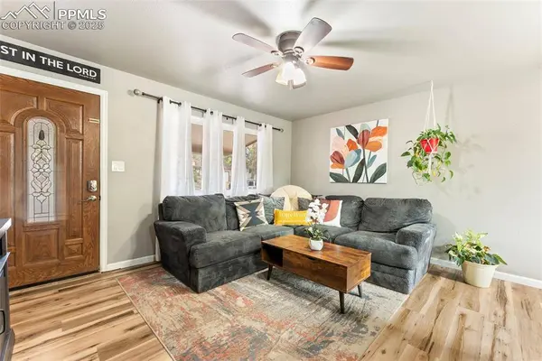 3935 Whittier DR, Colorado Springs, CO 80910