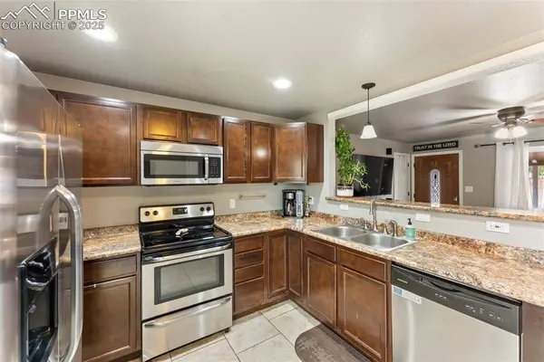 3935 Whittier DR, Colorado Springs, CO 80910