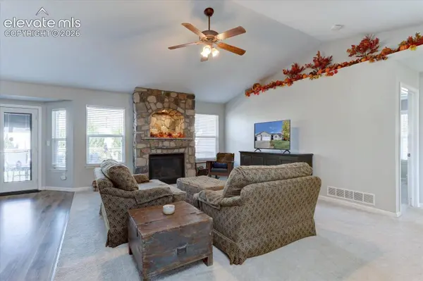 338 Hawthorne Avenue, Johnstown, CO 80534