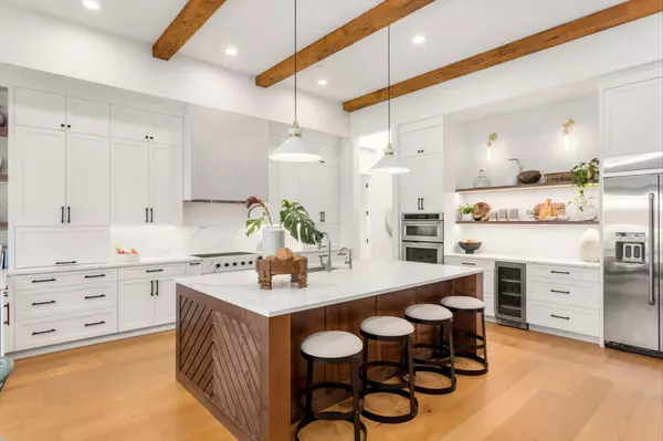 How do I avoid losing money when selling a house in Colorado Springs?