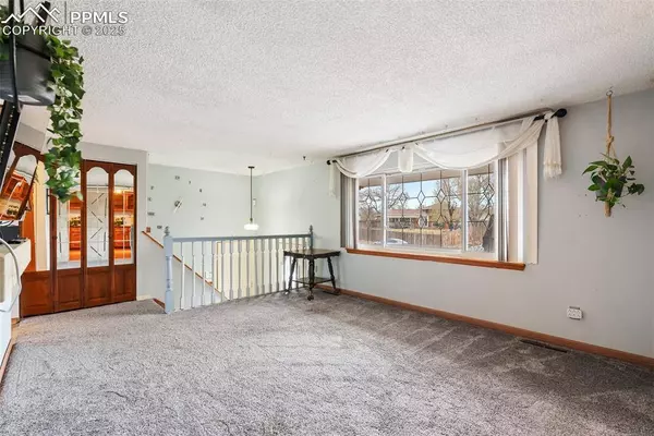 1358 Luna DR, Fountain, CO 80817