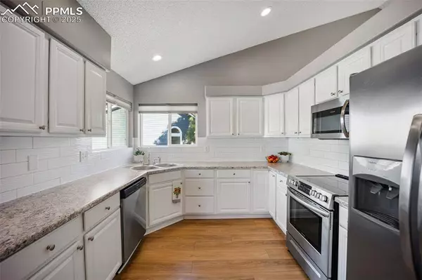 5043 Fossil Butte DR, Colorado Springs, CO 80923