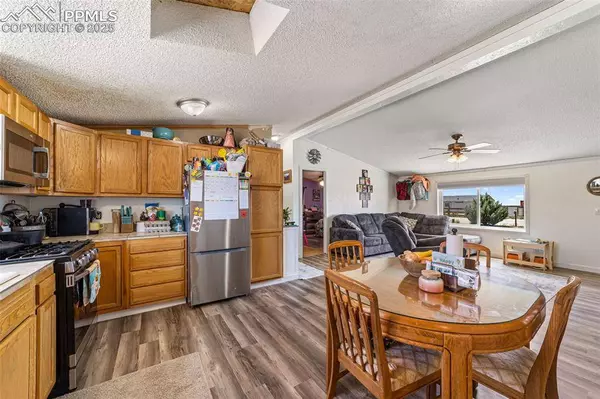 23760 Jayhawk AVE, Colorado Springs, CO 80928