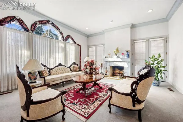 15 Mirada RD, Colorado Springs, CO 80906