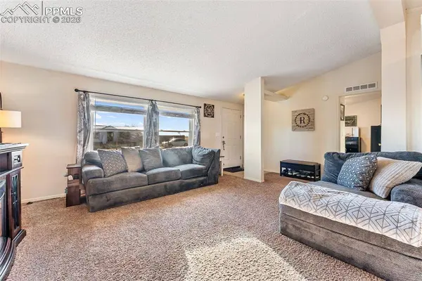 23750 Jayhawk AVE, Colorado Springs, CO 80928