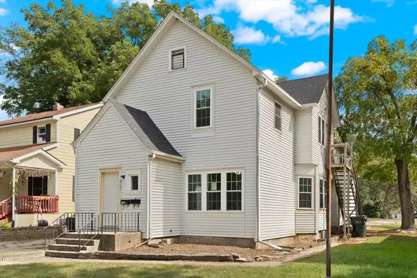 Cash flowing investment property for sale!