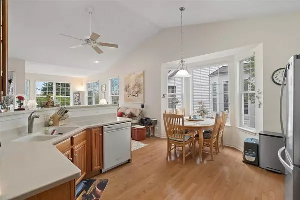 13107 Birmingham CT, Beach Park, IL 60083