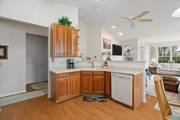 13107 Birmingham CT, Beach Park, IL 60083