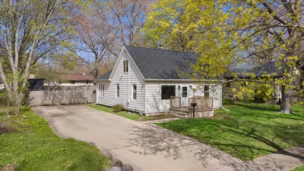 516 Whitney AVE, Winthrop Harbor, IL 60096