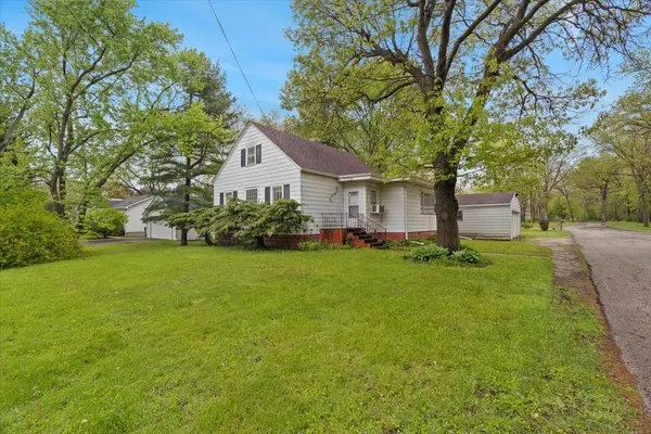 37519 N North AVE, Beach Park, IL 60087