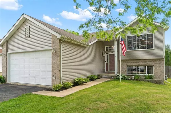 2820 Jethro CT, Zion, IL 60099