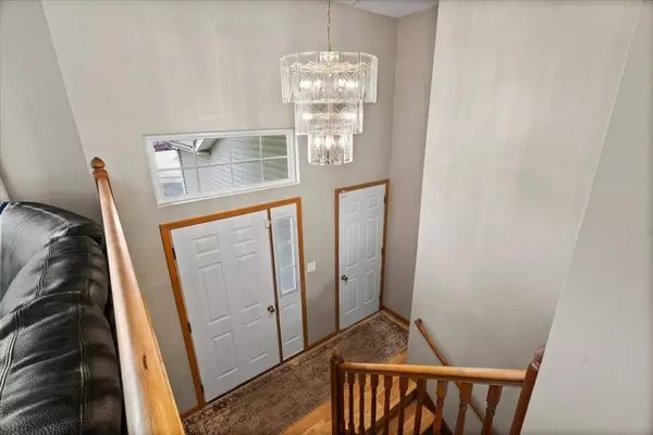 2820 Jethro CT, Zion, IL 60099