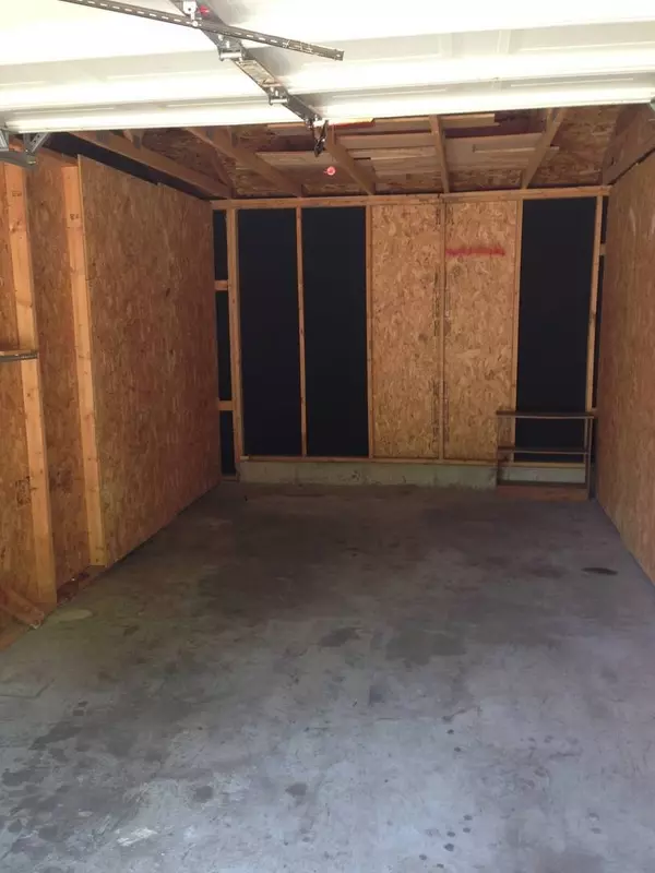 4305 W Shamrock LN #2F, Mchenry, IL 60050