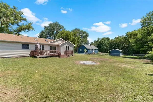 10067 W Logan CT, Zion, IL 60099