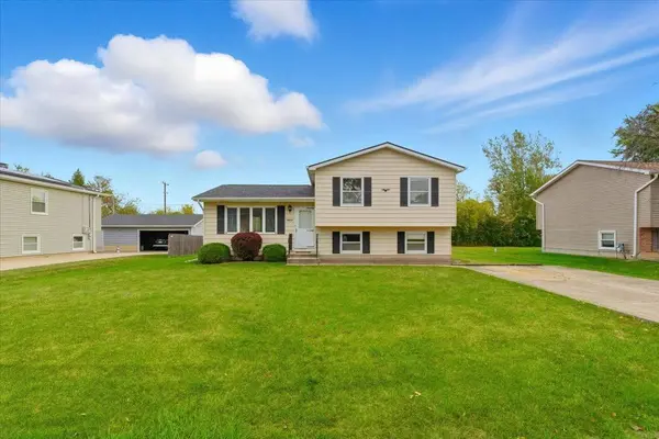 38633 N Cedar AVE, Beach Park, IL 60099