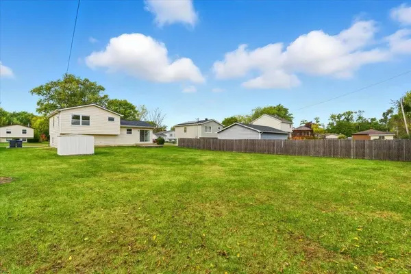 38633 N Cedar AVE, Beach Park, IL 60099