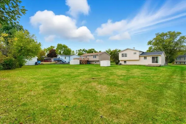 38633 N Cedar AVE, Beach Park, IL 60099