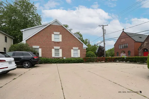 403 Grand AVE, Waukegan, IL 60085