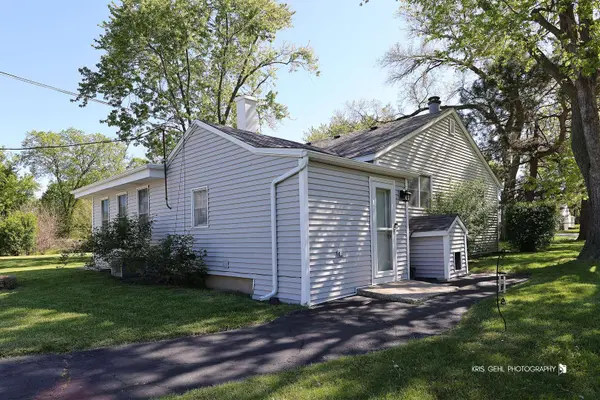 38690 N Green Bay RD, Beach Park, IL 60087