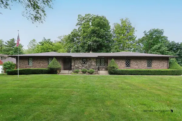 10639 W Circle DR, Beach Park, IL 60099