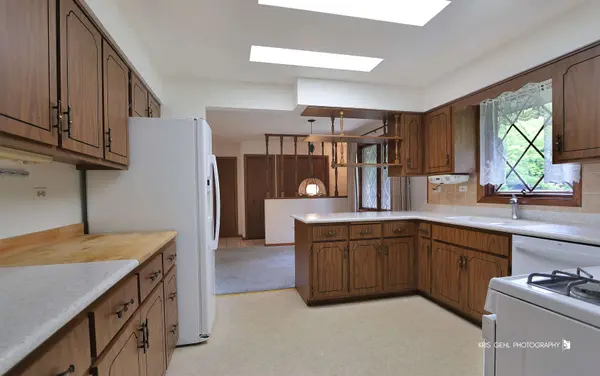 10639 W Circle DR, Beach Park, IL 60099