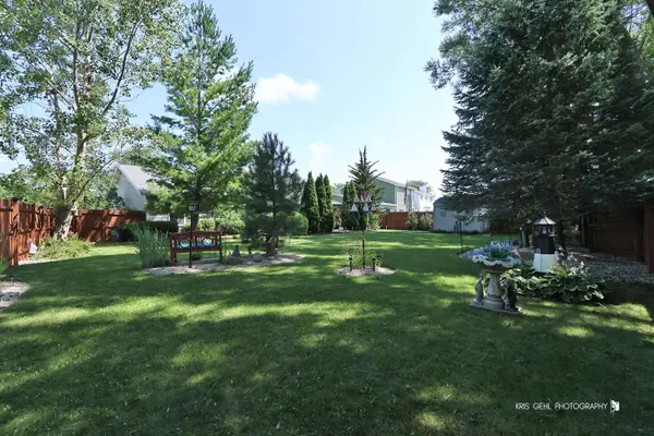 1525 Southport CT, Zion, IL 60099