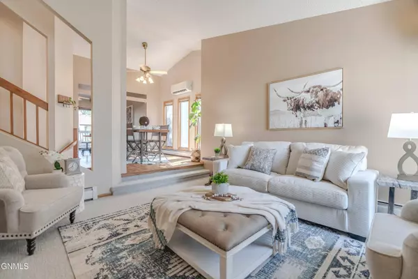 1500 3rd AVE NE, Mandan, ND 58554