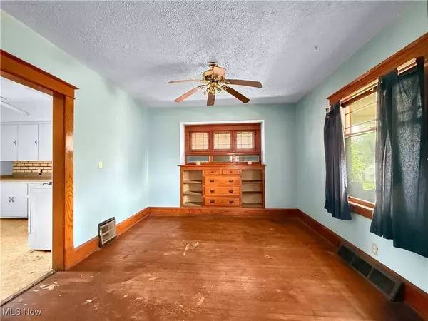 208 N Maryland AVE, Youngstown, OH 44509