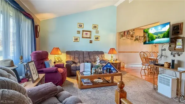 2978 Sandy Lake RD, Ravenna, OH 44266