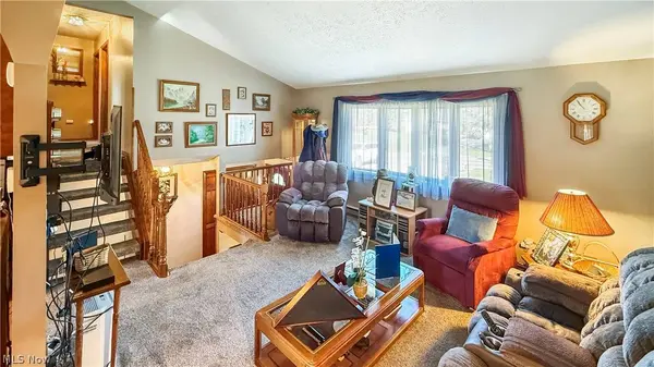 2978 Sandy Lake RD, Ravenna, OH 44266