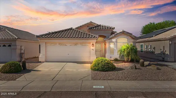 3338 E LAVEY Lane, Phoenix, AZ 85032