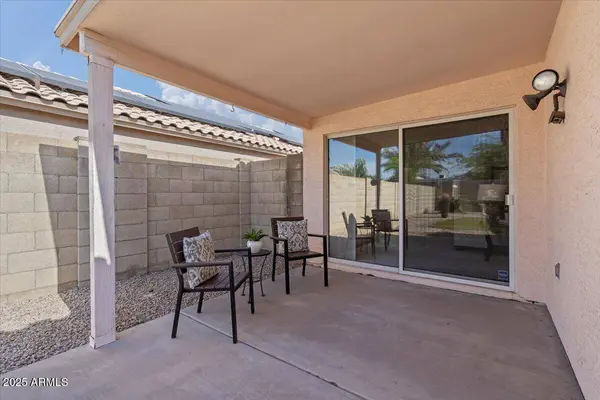 3338 E LAVEY Lane, Phoenix, AZ 85032