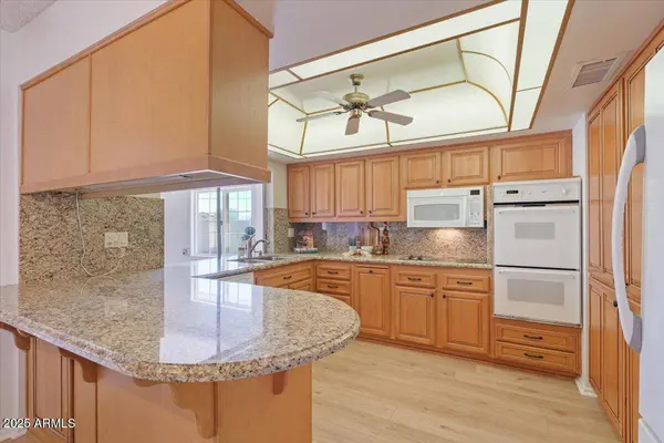 10001 W DEANITA Lane, Sun City, AZ 85351