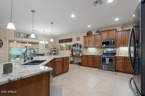 18529 W OREGON Avenue, Litchfield Park, AZ 85340