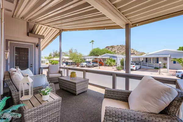 2233 E Behrend Drive #66, Phoenix, AZ 85024